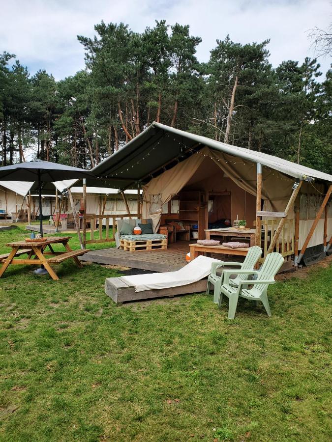 Vakantiepark De Bergen Wanroij - Safaritent エクステリア 写真