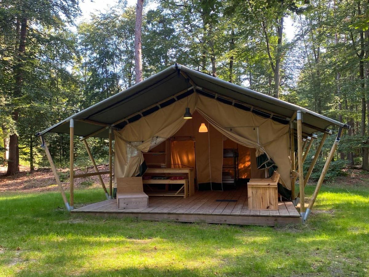 Vakantiepark De Bergen Wanroij - Safaritent エクステリア 写真