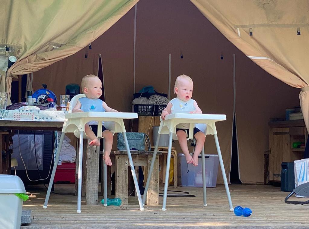Vakantiepark De Bergen Wanroij - Safaritent エクステリア 写真
